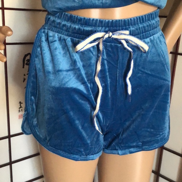 Pijamas - Picture 6 of 7